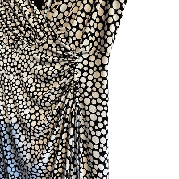 Sz 10 Dress Polka Dot with shoulder pads & figure flattering style NWOT - Picture 5 of 13